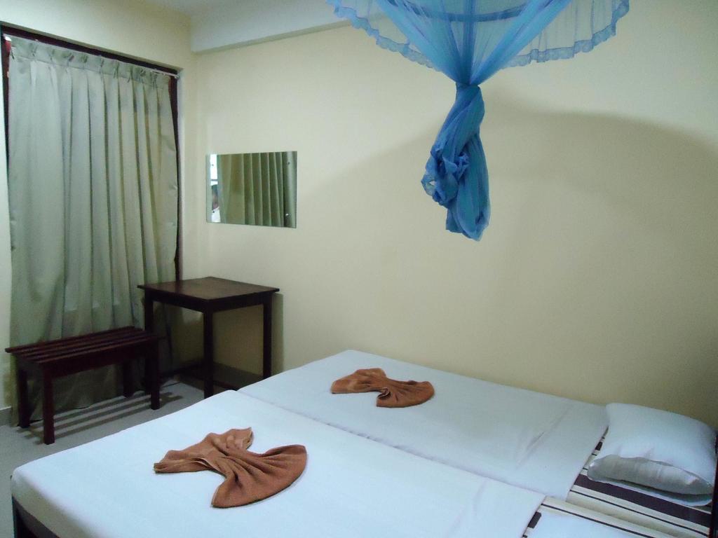 Green Woods Guest Kandy Exterior foto